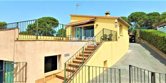Casa a 5 minutos de la playa.